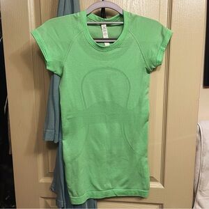 Lululemon Swiftly Tech Short Sleeve Shirt 2.0